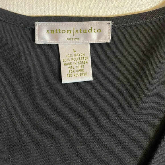 Sutton Studio Black Top - Picture 5 of 6